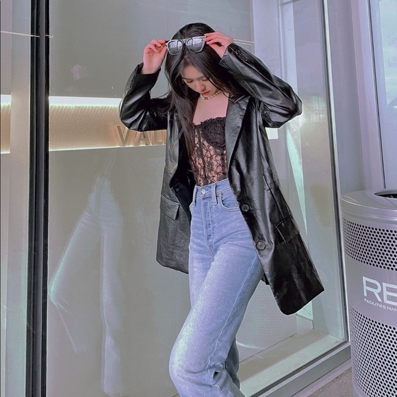 Oversized leather blazer - Picture 3 of 5